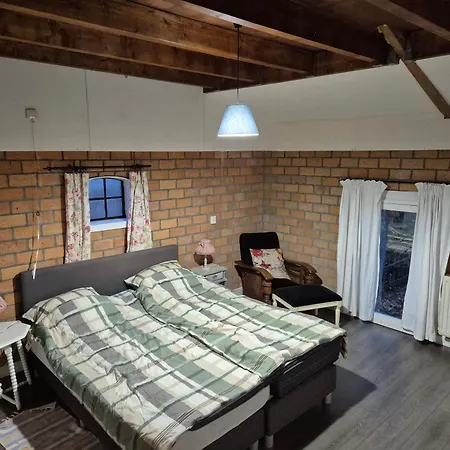 Hoeve Op Vollenhof Bed & Breakfast Wezep
