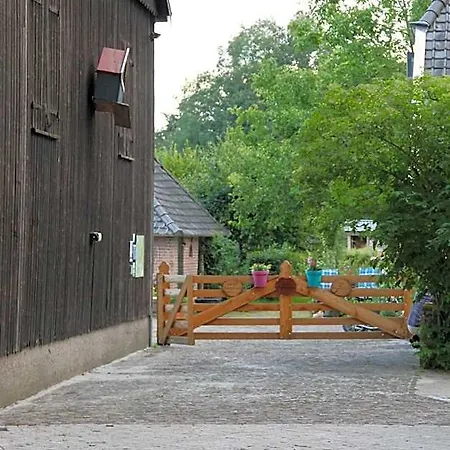 霍夫欧普弗伦霍夫住宿加早餐旅馆 3*